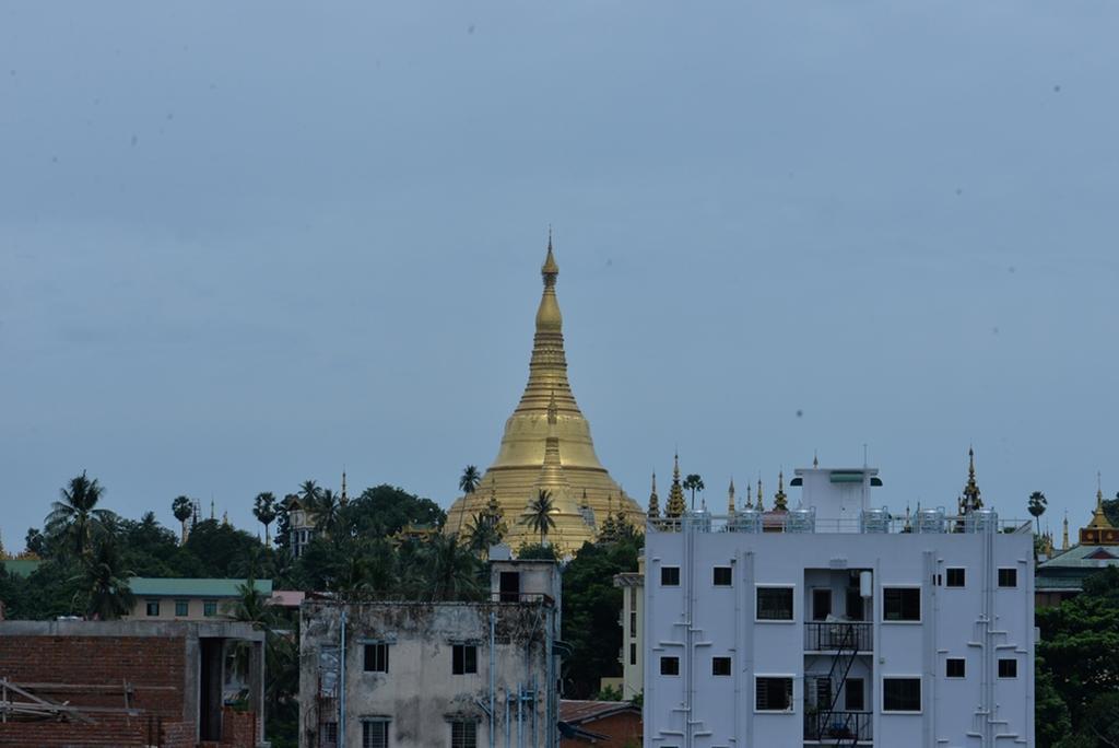 New Golden Forward Hotel Yangon Eksteriør bilde