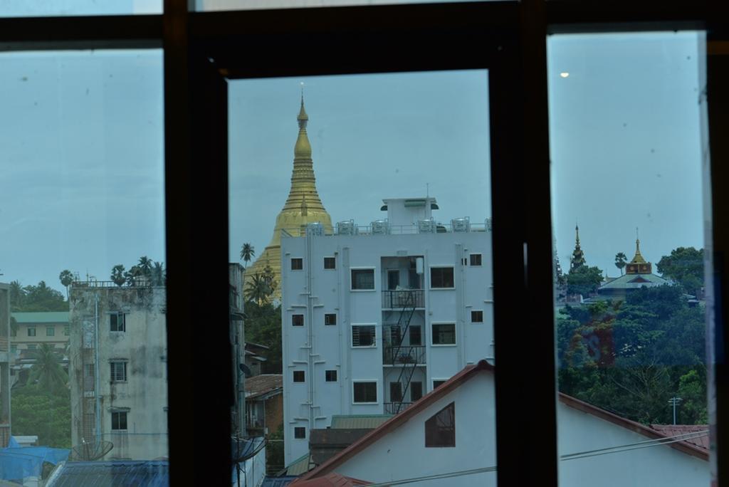 New Golden Forward Hotel Yangon Eksteriør bilde