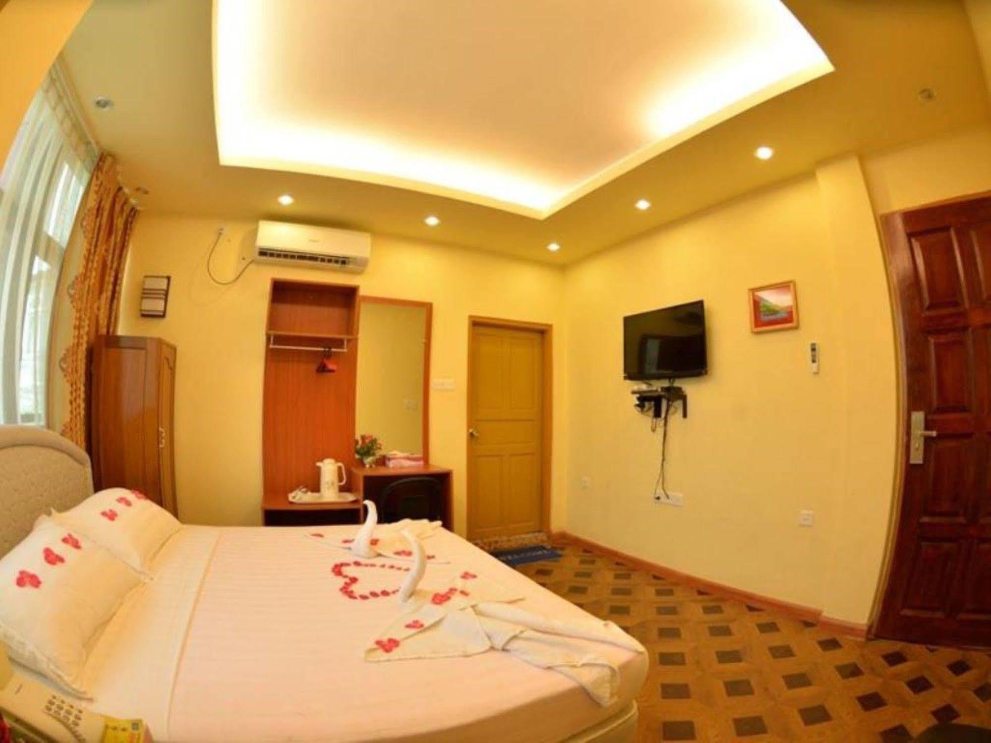 New Golden Forward Hotel Yangon Eksteriør bilde